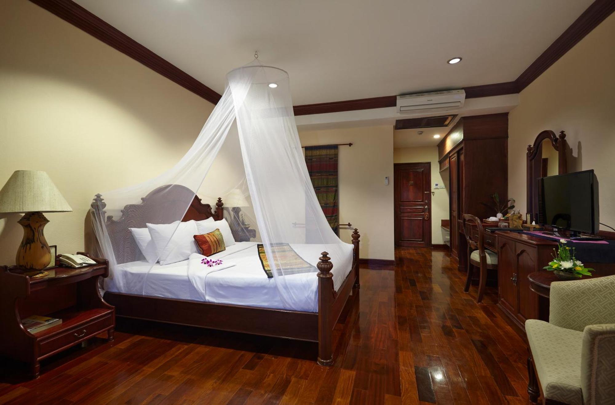 Santi Resort & Spa Luang Prabang Exterior foto